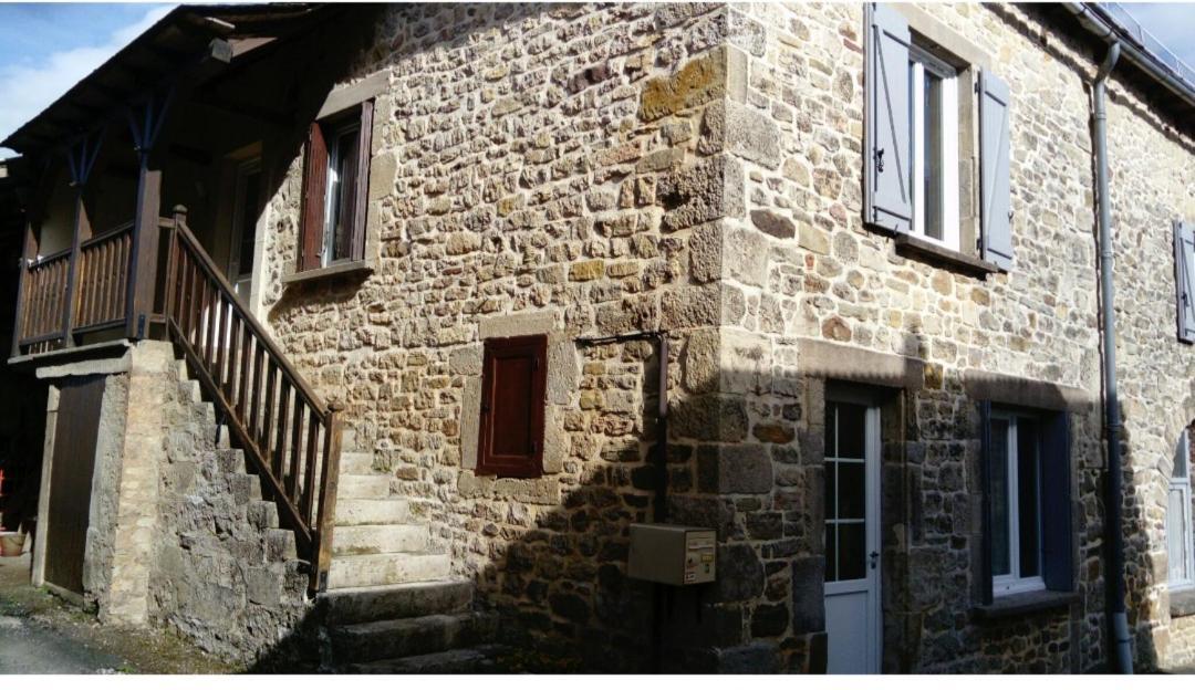 Maison De Village Goutrens Ngoại thất bức ảnh